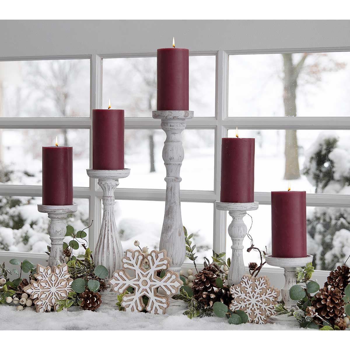 WOOD/MDF CANDLEHOLDER WHITEWASH SMALL 4.25"X9.5"