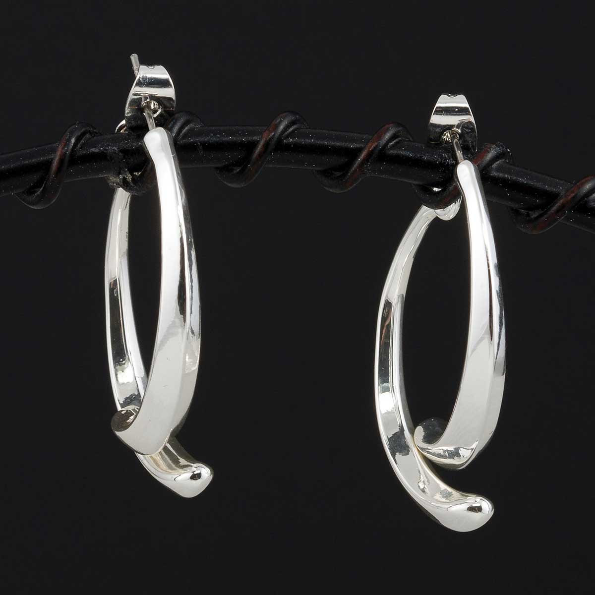 EARRINGS HOOP HALVES 2 PC