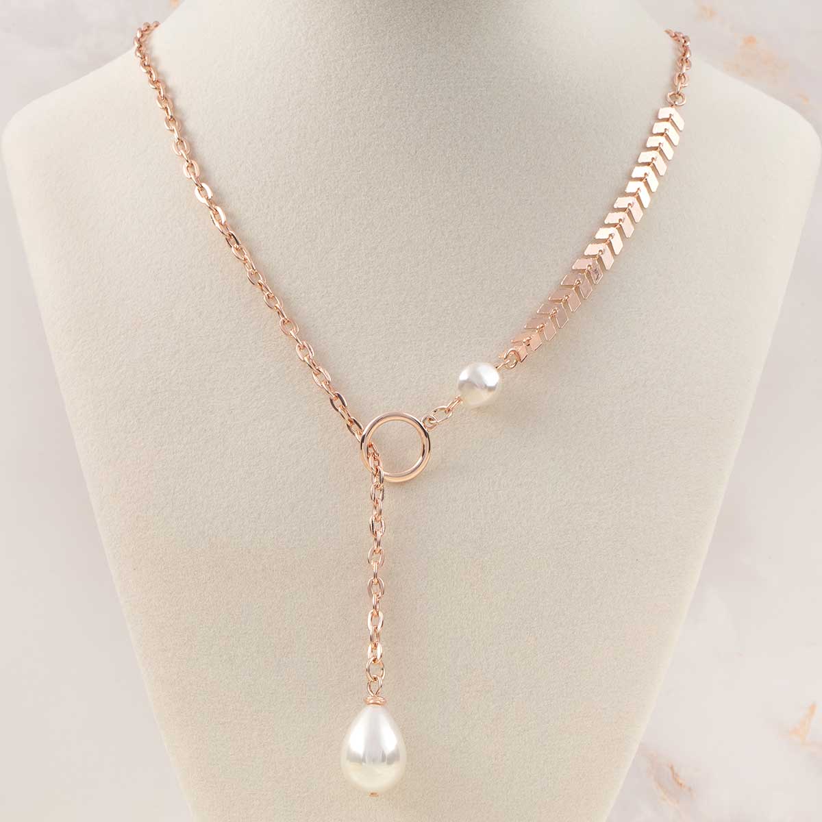 NECKLACE PEARL DANGLE