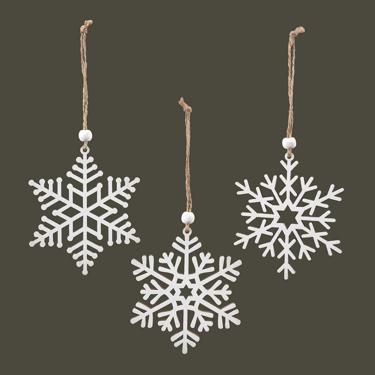 ORN SNOWFLAKE CUTOUT 3 ASSORTED 4IN X .25IN X 4IN WHITE