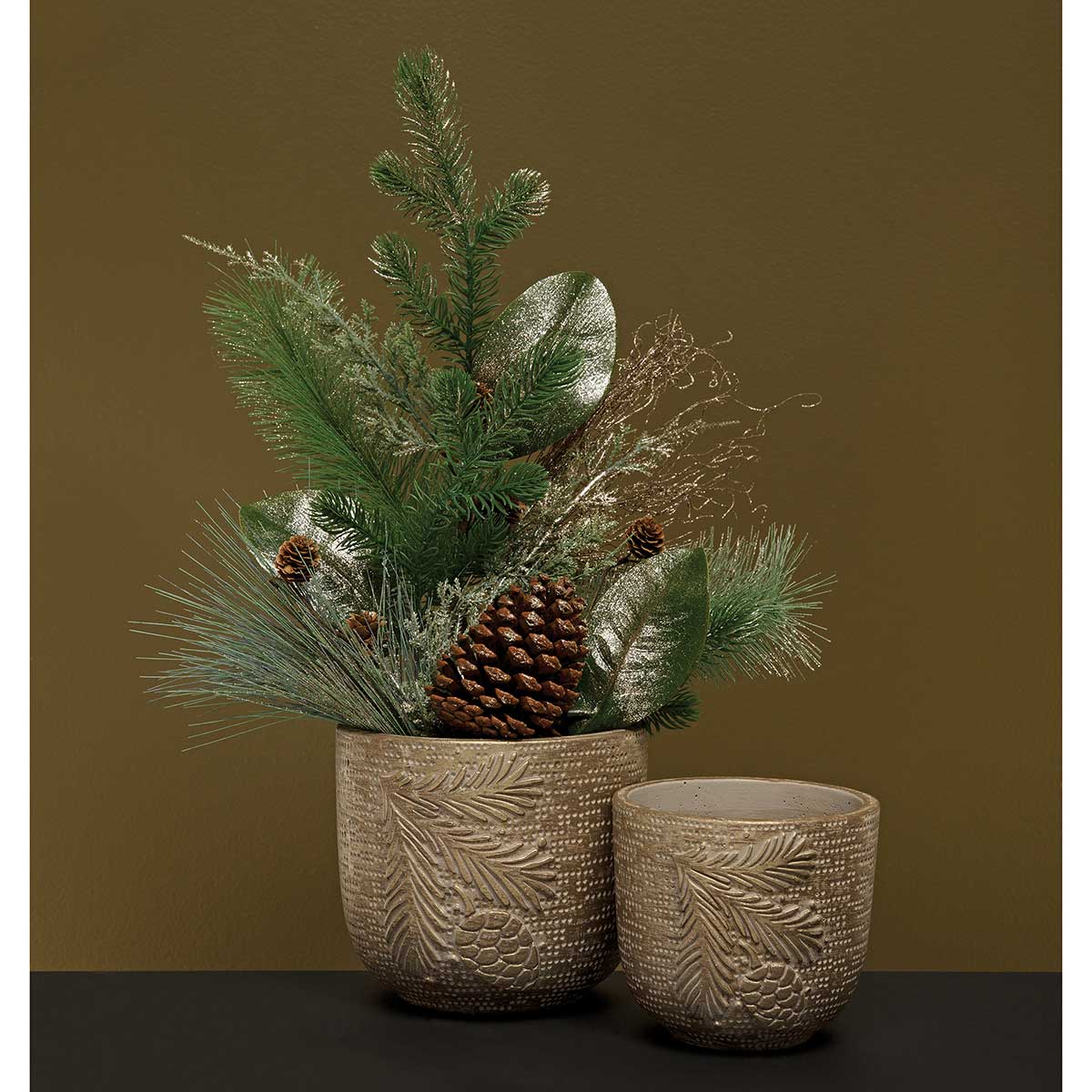 BRUSHED PINECONE CONCRETE POT GOLD/TAN SMALL