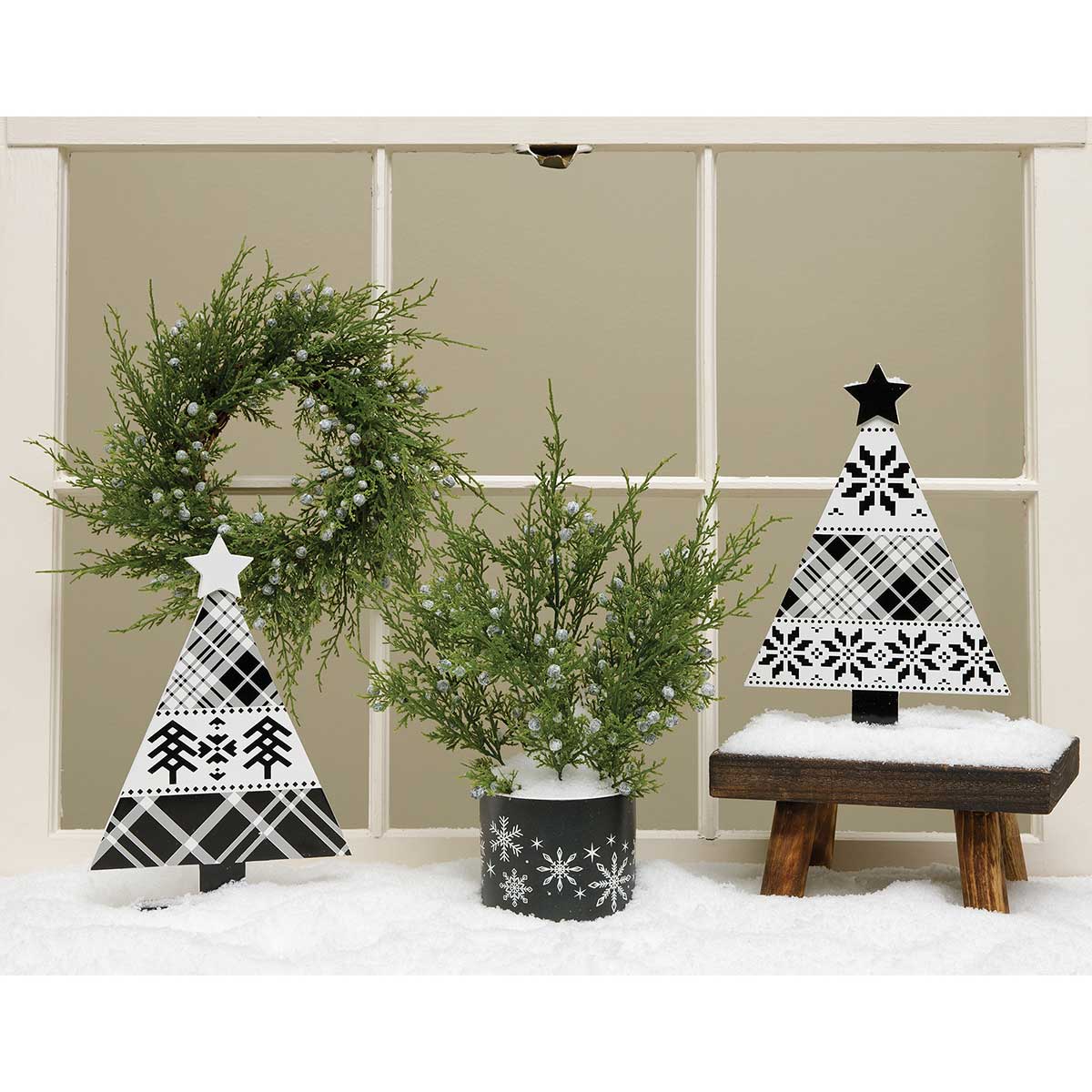 SIT-A-BOUT BLACK/WHITE TREE 2 ASSORTED 7IN X 1IN X 10IN