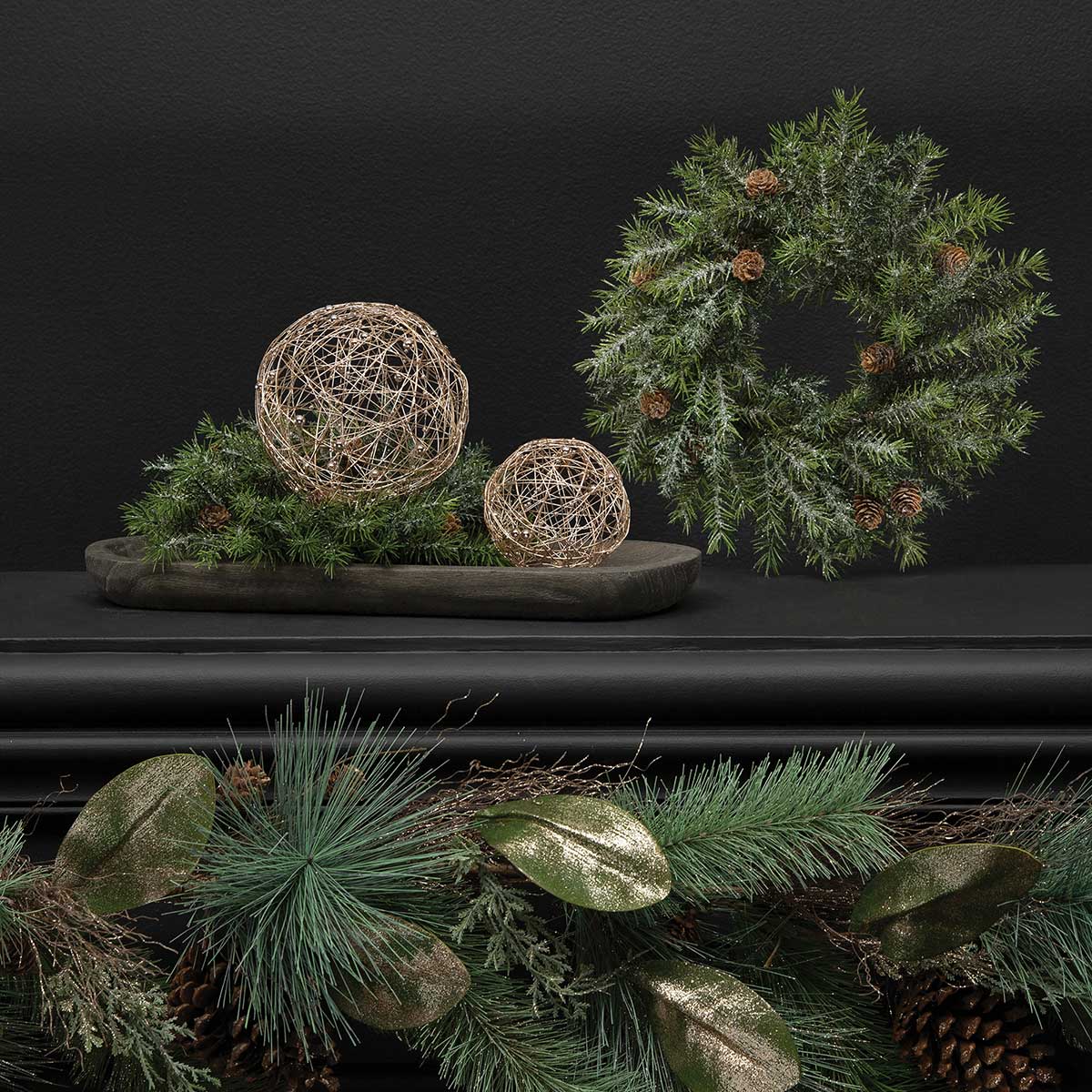 WREATH PINE AND PINECONE 13IN